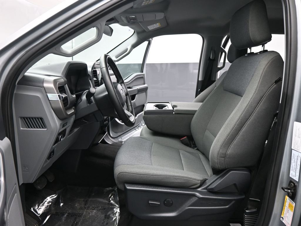 Certified 2025 Ford F150 XLT w/ Equipment Group 301A Standard image 37