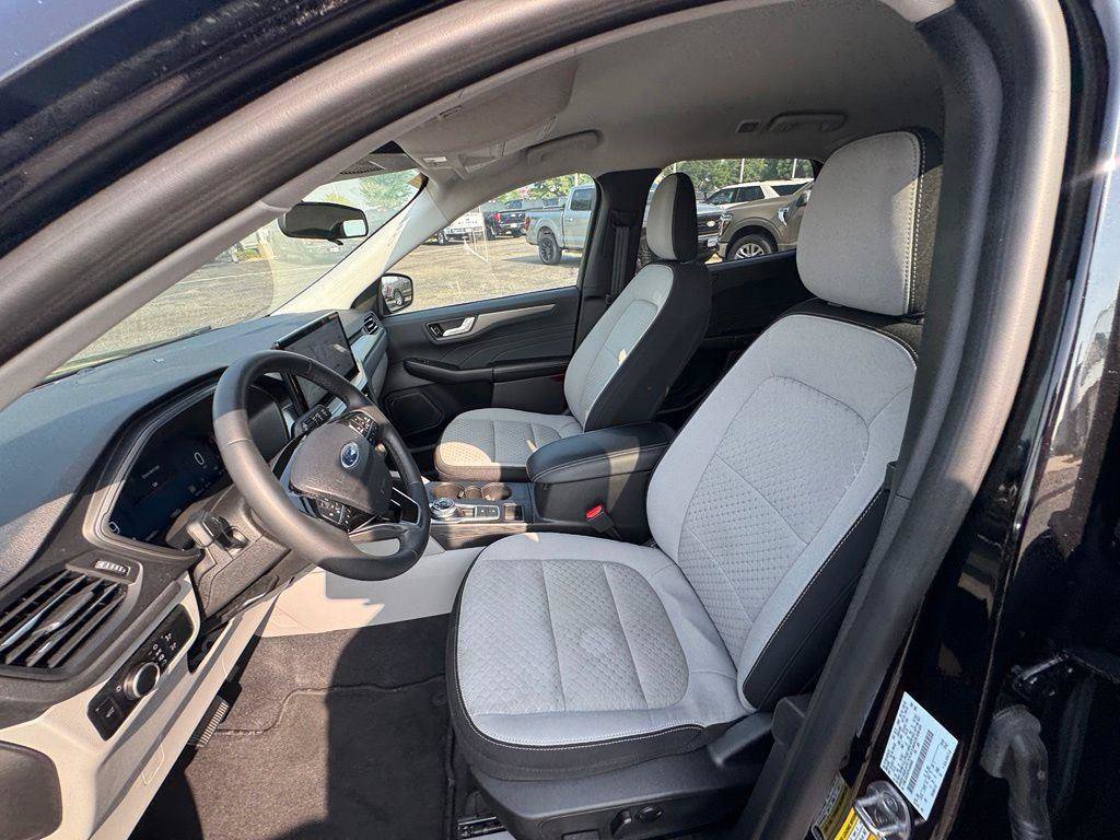Certified 2023 Ford Escape Active w/ Tech Pack #2 AWD/4WD image 11