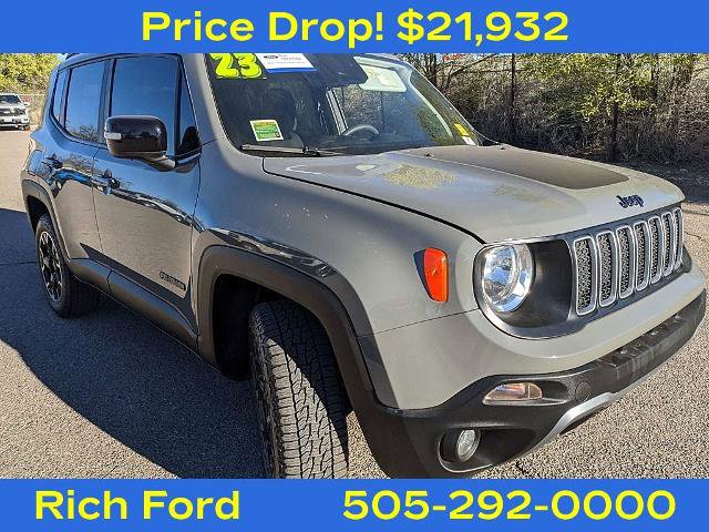 Used 2023 Jeep Renegade Latitude AWD/4WD image 1