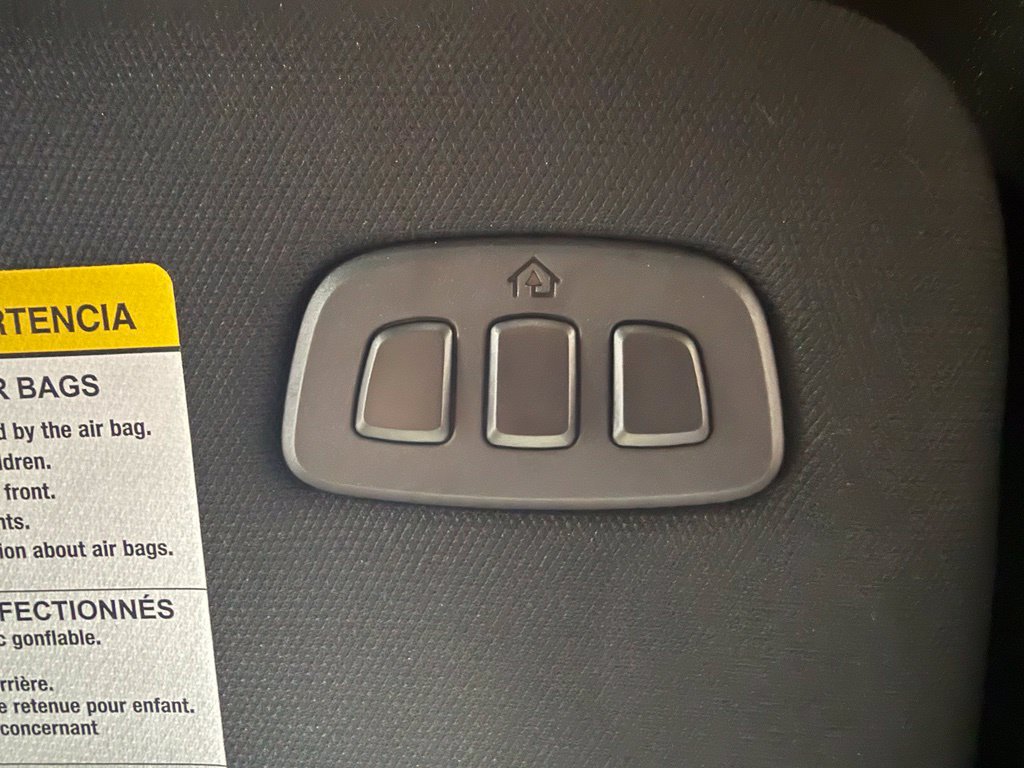 Certified 2025 Ford Explorer ST AWD/4WD image 35