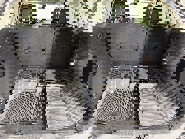 Certified 2024 Ford Edge SEL w/ Convenience Package image 12