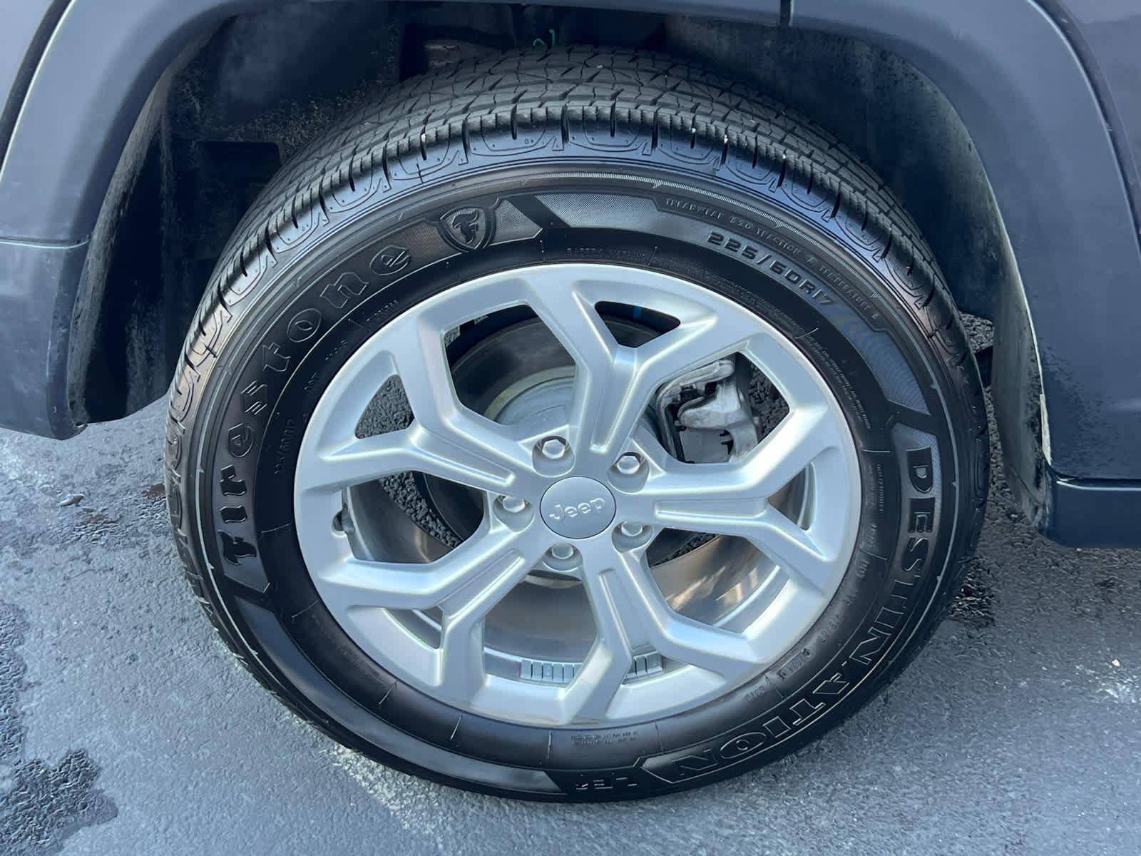 Used 2024 Jeep Compass Sport image 15