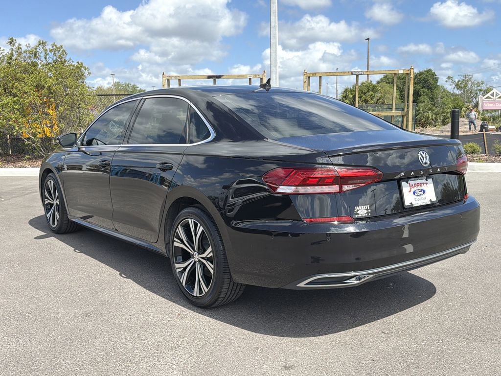 Used 2020 Volkswagen Passat 2.0T SEL image 6