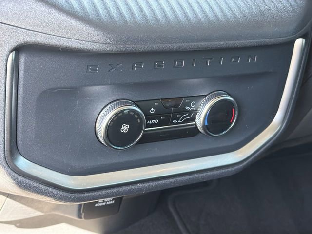 Certified 2025 Ford Expedition Active image 26