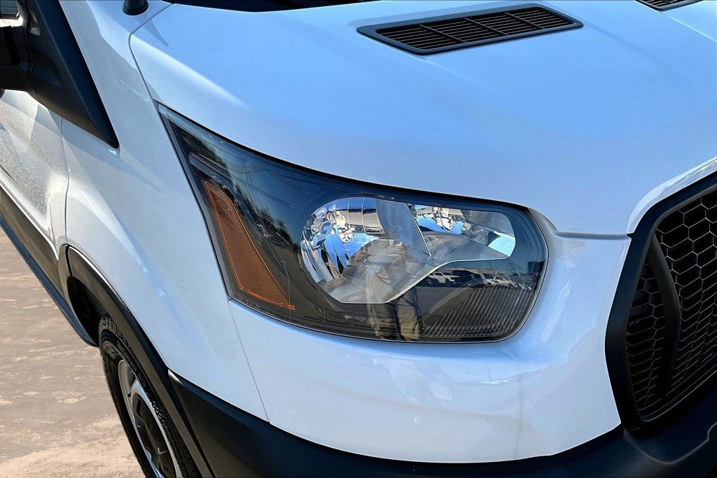 Certified 2026 Ford Transit 250 148 Medium Roof RWD image 35