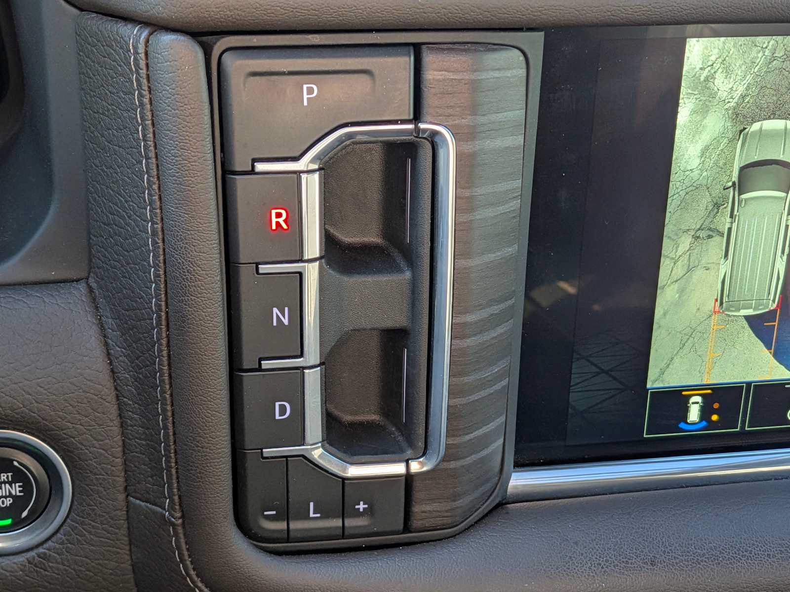 Used 2023 GMC Yukon Denali AWD/4WD image 27