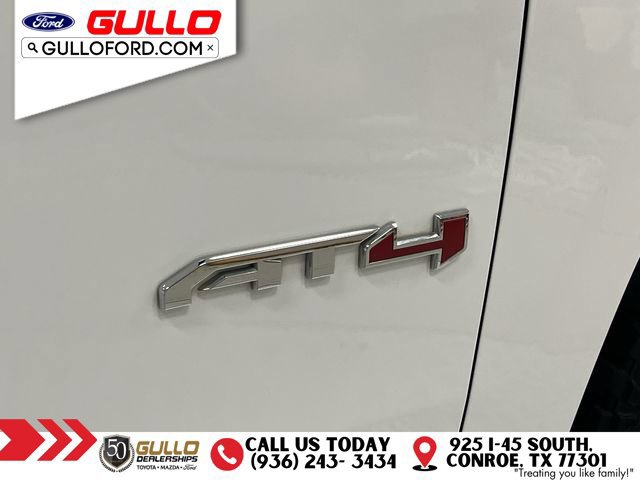 Used 2022 GMC Yukon AT4 AWD/4WD image 32
