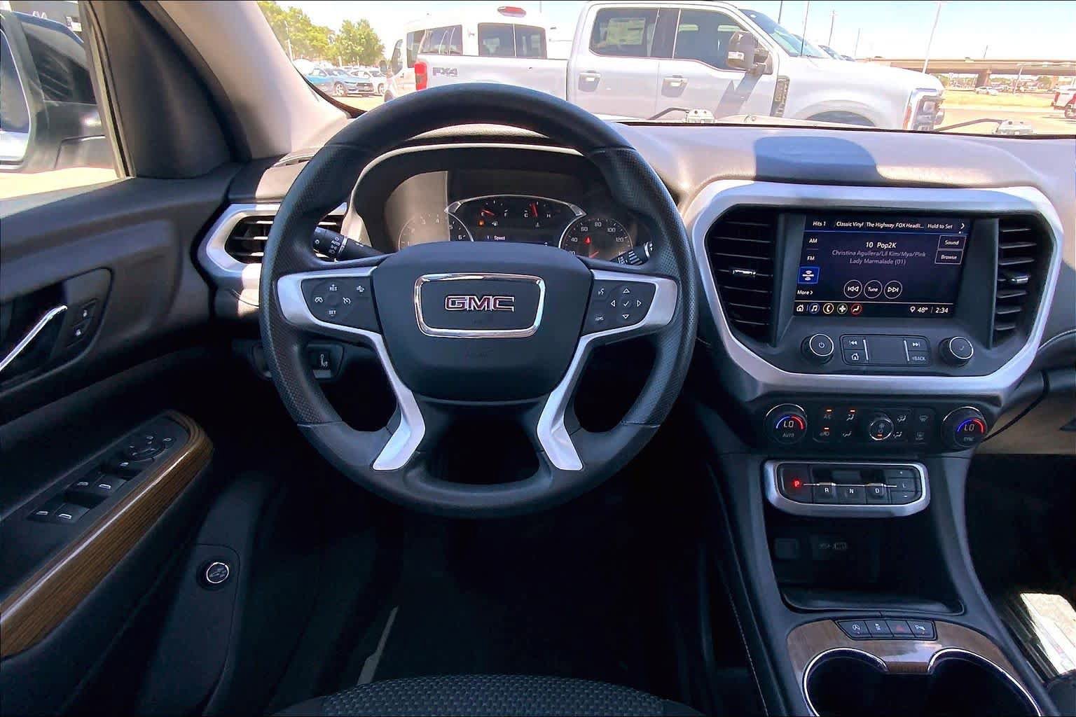 Used 2021 GMC Acadia SLE w/ Driver Convenience Package FWD image 6