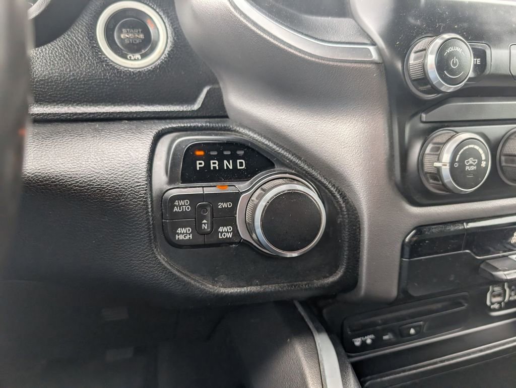 Used 2019 RAM 1500 Big Horn AWD/4WD image 12