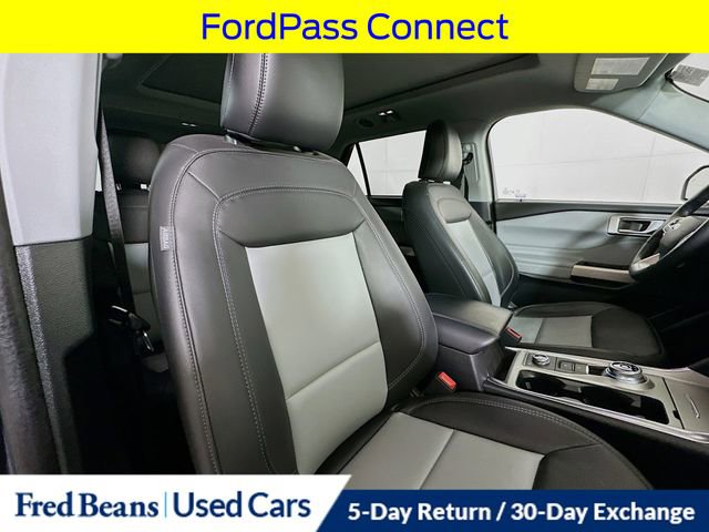 Certified 2023 Ford Explorer XLT w/ Equipment Group 202A image 35