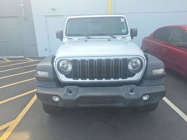 Used 2024 Jeep Wrangler Unlimited Sport AWD/4WD image 7
