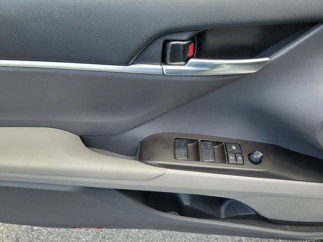 Used 2024 Toyota Camry LE FWD image 17