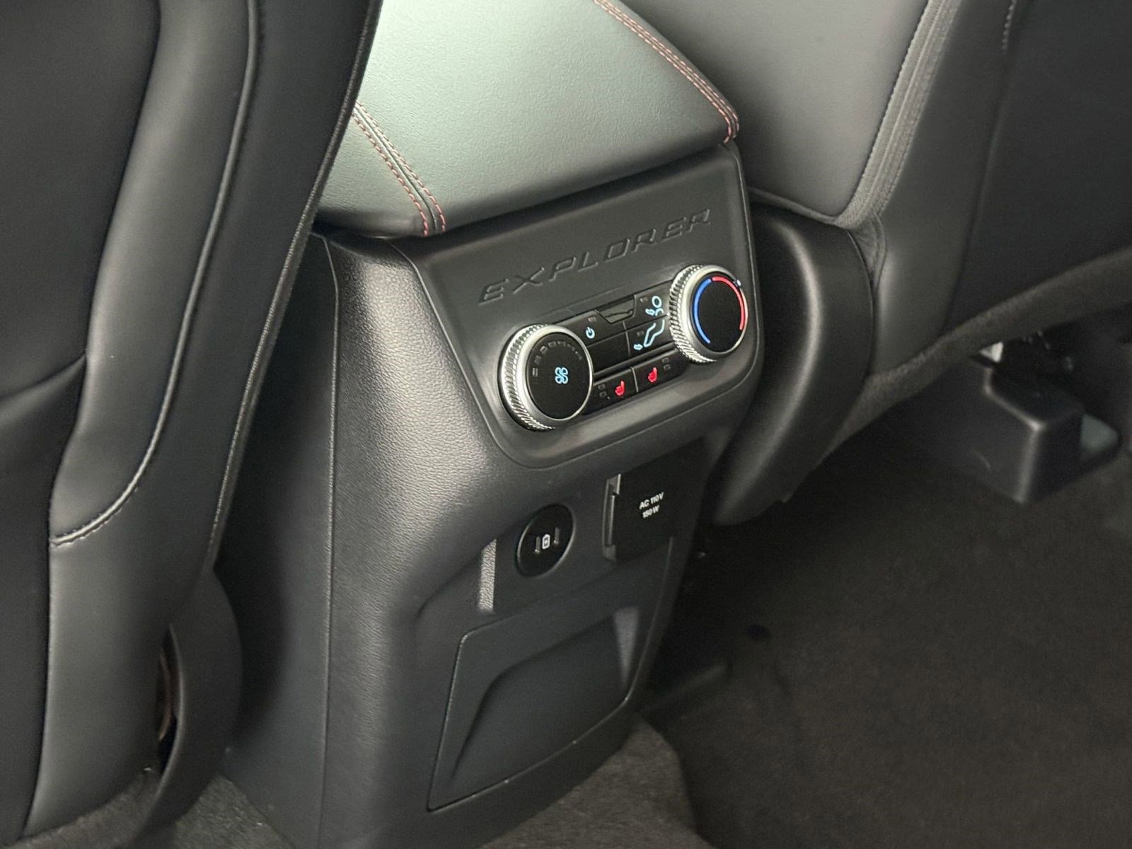 Certified 2025 Ford Explorer ST image 29