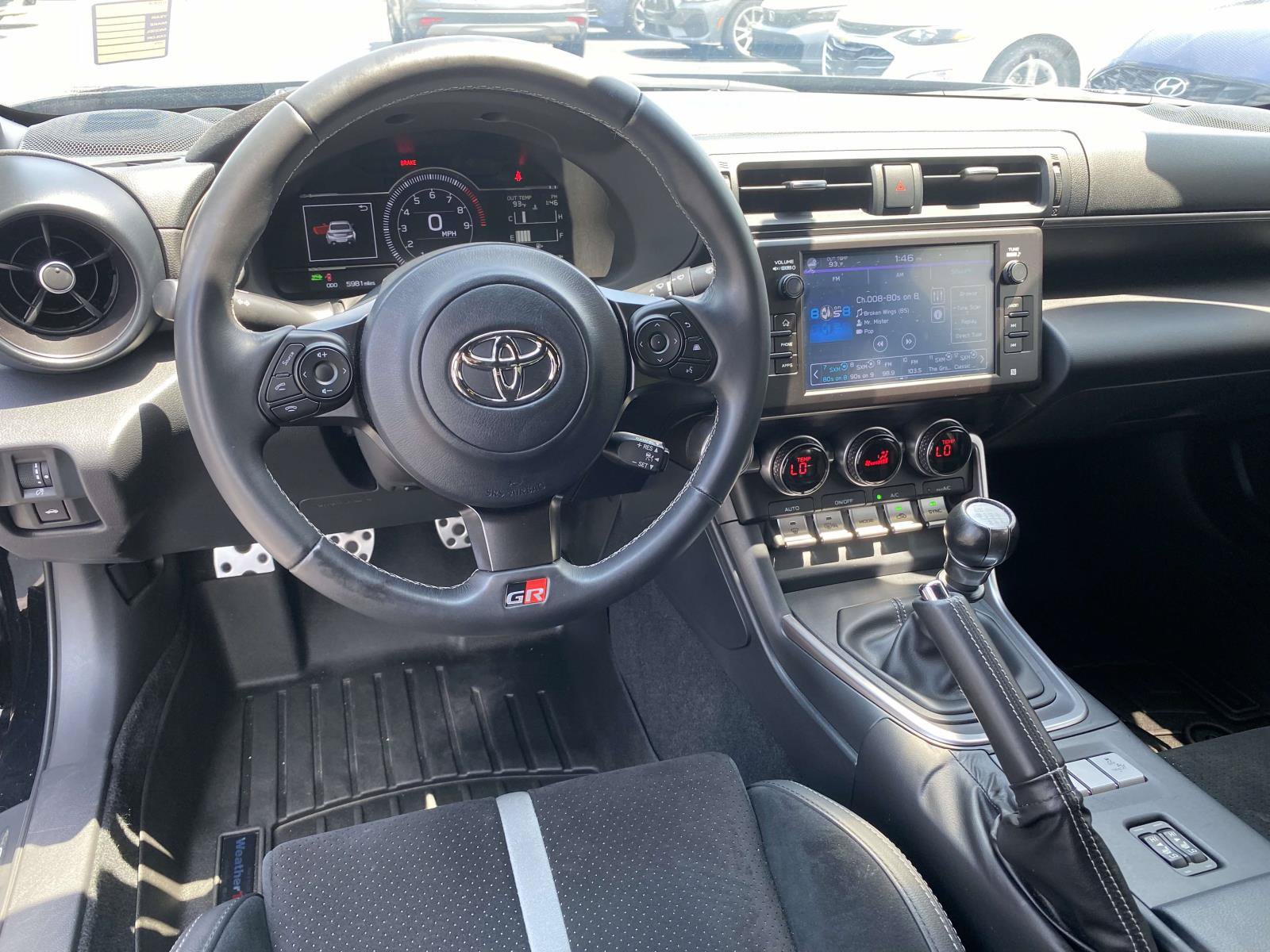 Used 2024 Toyota GR86 Premium w/ Performance Package RWD image 12