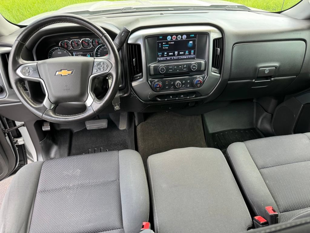 Used 2017 Chevrolet Silverado 1500 LT w/ All Star Edition AWD/4WD image 28