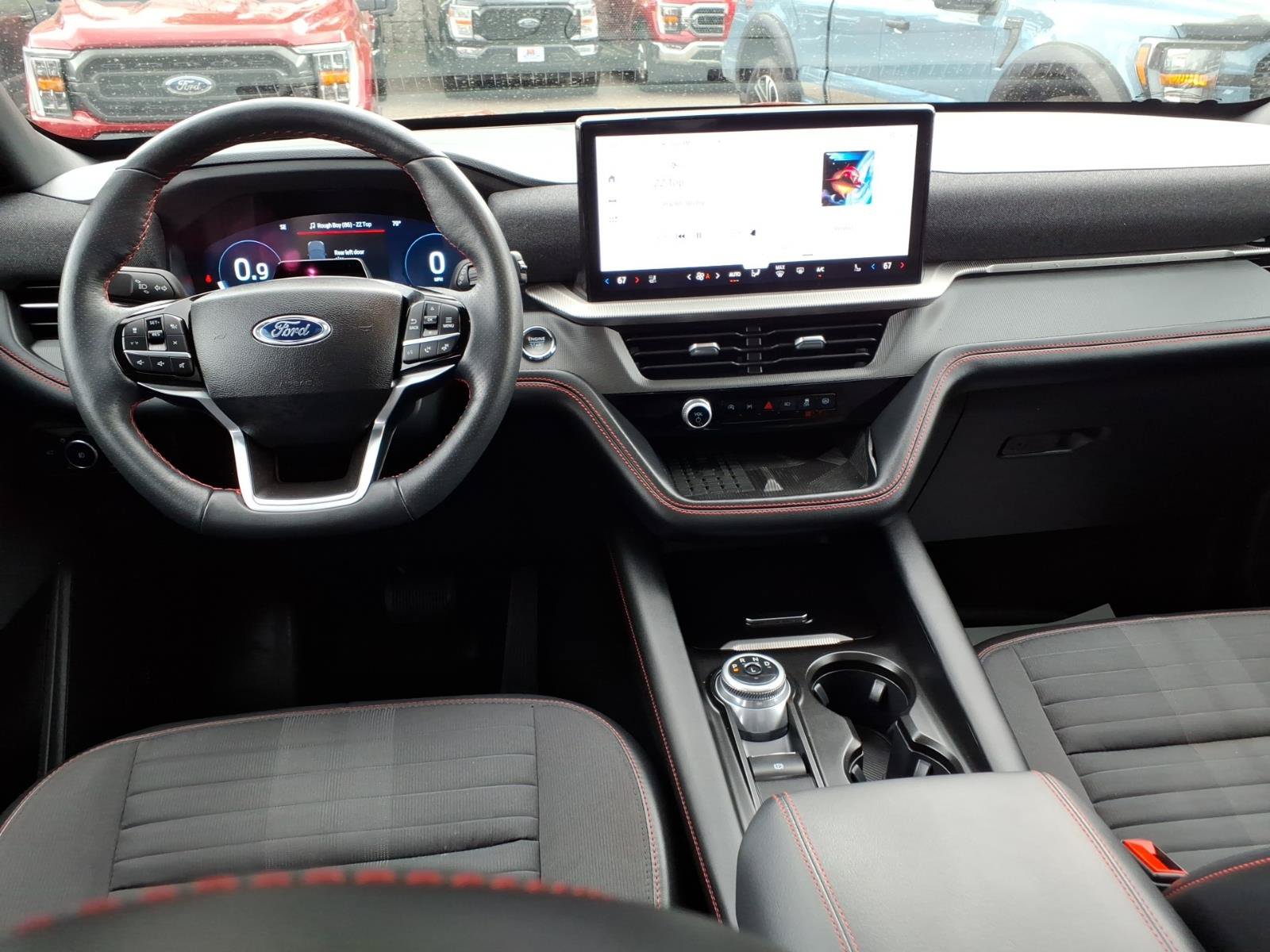 Certified 2025 Ford Explorer ST-Line w/ Premium Package AWD/4WD image 12