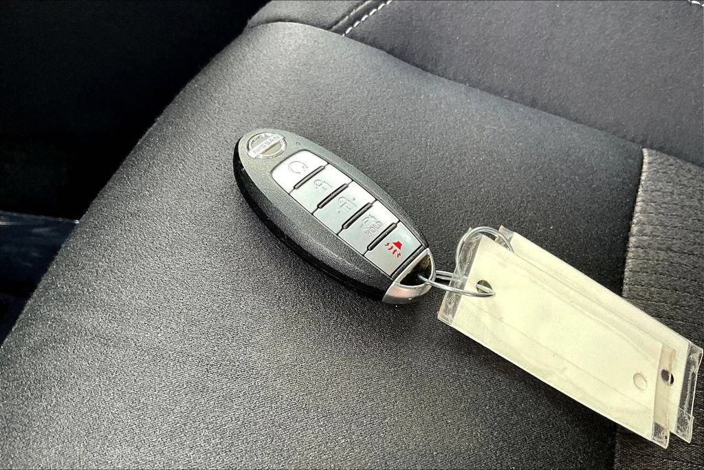 Used 2024 Nissan Altima 2.5 SV FWD image 35