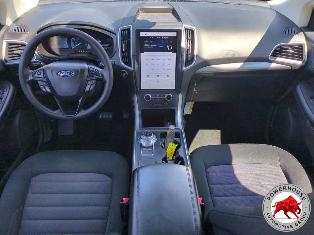 Certified 2024 Ford Edge SE image 16