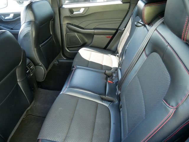 Certified 2025 Ford Escape ST-Line AWD/4WD image 8