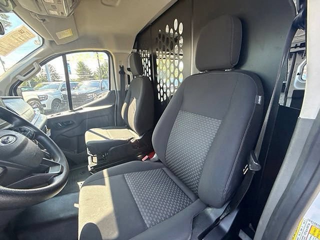 Certified 2025 Ford Transit 250 Low Roof w/ Exterior Upgrade Package RWD image 18