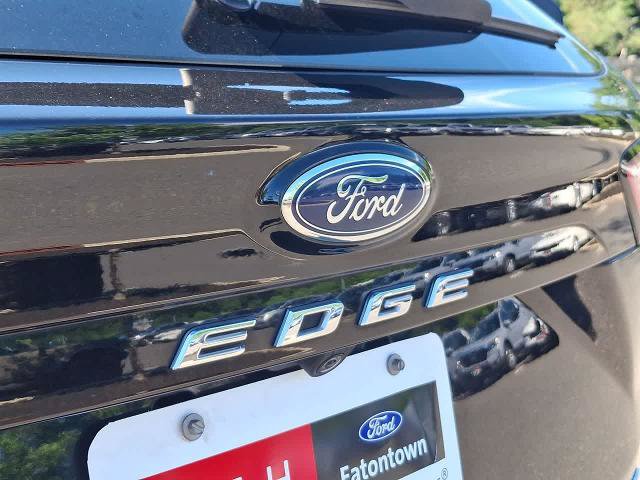 Certified 2024 Ford Edge Titanium AWD/4WD image 28
