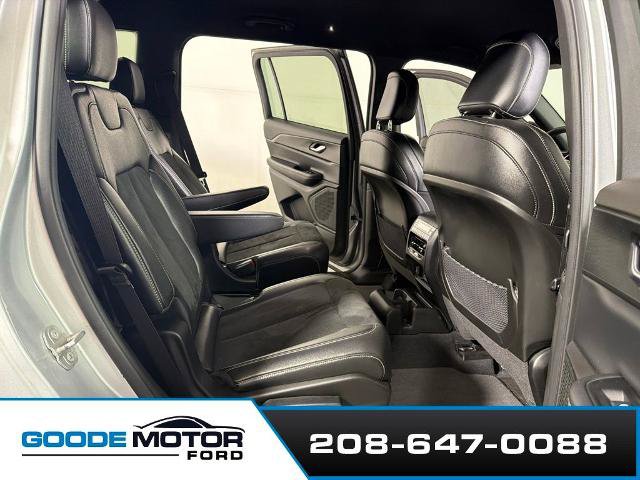Used 2023 Jeep Grand Cherokee L Laredo AWD/4WD image 22