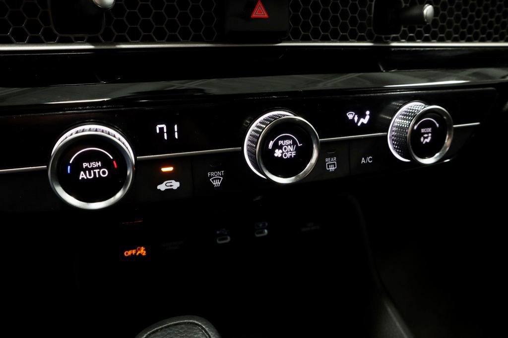 Used 2025 Honda Civic LX image 32