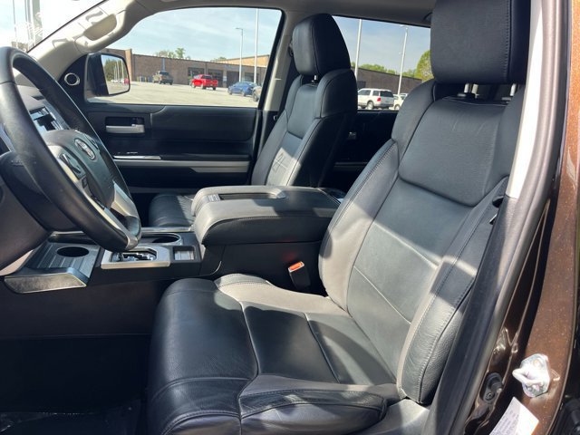 Used 2021 Toyota Tundra Limited w/ Limited Premium Package image 15