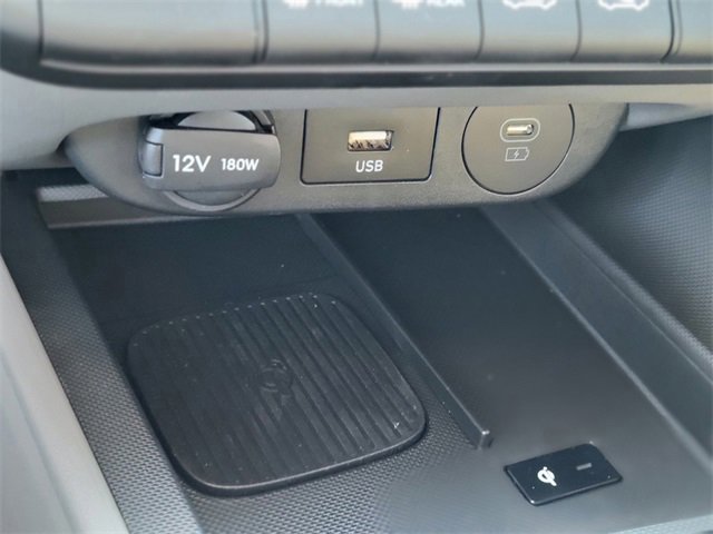 Used 2026 Hyundai Elantra Sport image 27