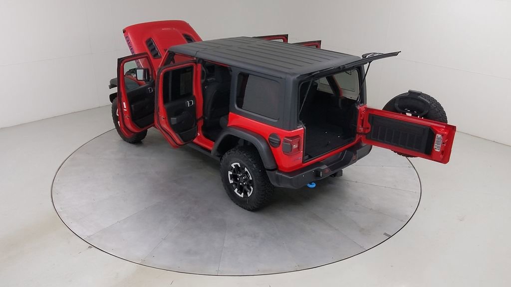 Used 2025 Jeep Wrangler Unlimited Rubicon 4xe w/ Convenience Group AWD/4WD image 54