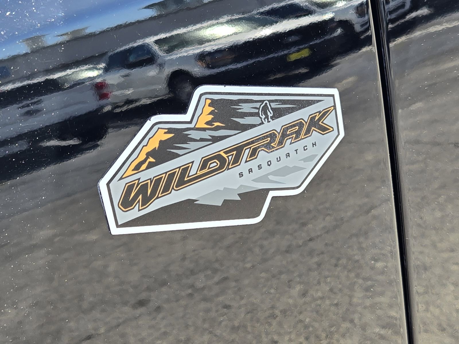 Certified 2024 Ford Bronco Wildtrak AWD/4WD image 11