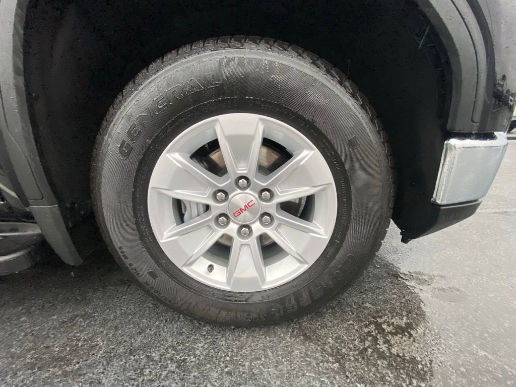 Used 2024 GMC Sierra 1500 SLE RWD image 29