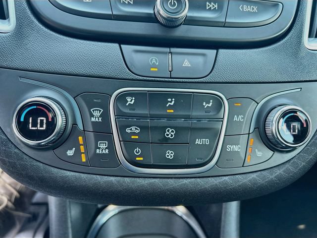Used 2024 Chevrolet Malibu LT FWD image 26