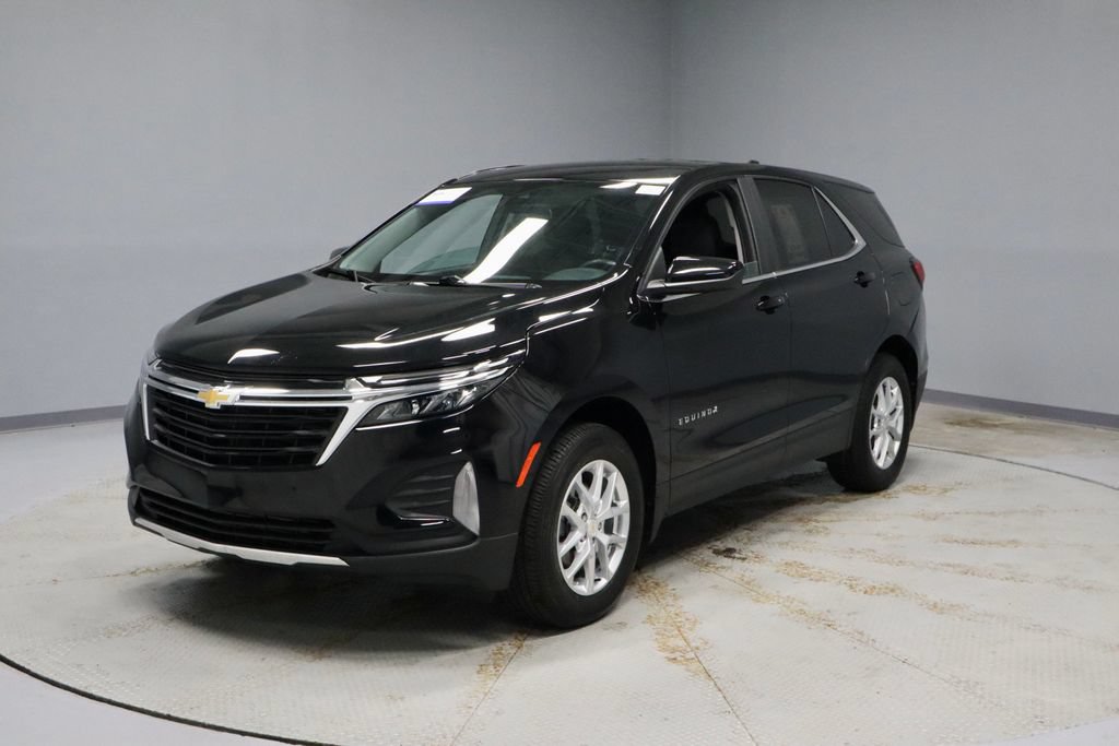 Used 2024 Chevrolet Equinox LT w/ LPO, Floor Liner Package AWD/4WD image 6