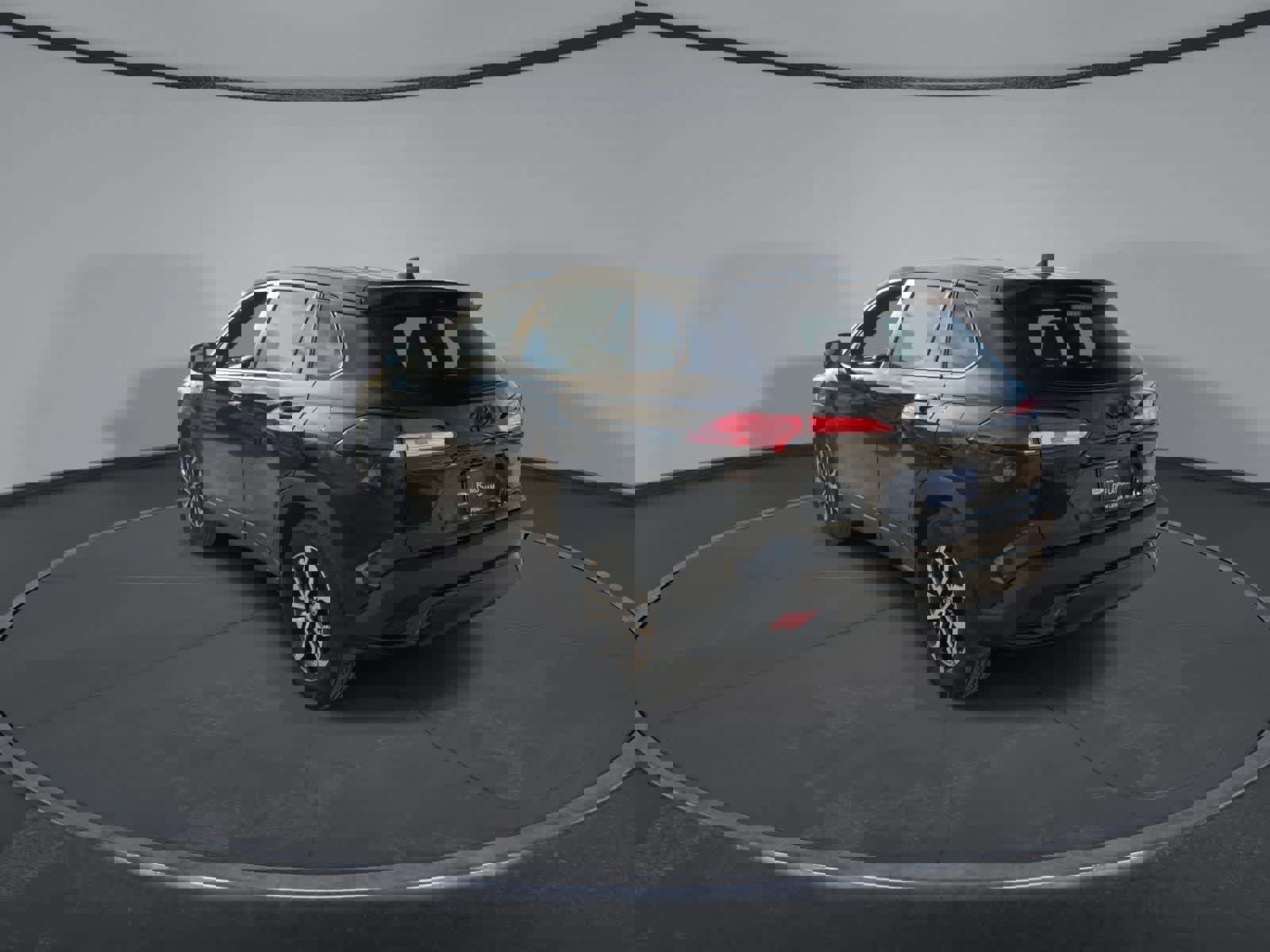 Used 2024 Toyota Corolla Cross AWD Hybrid image 5