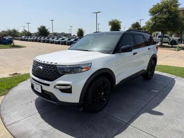 Certified 2020 Ford Explorer Limited RWD image 3
