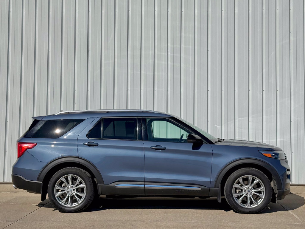 Certified 2021 Ford Explorer Limited w/ Equipment Group 301A AWD/4WD image 7