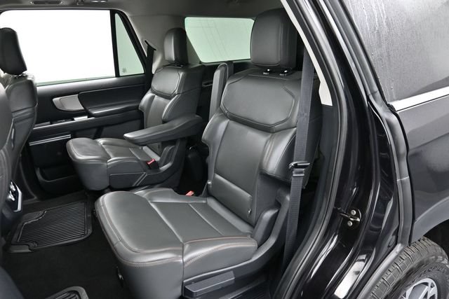 Certified 2025 Ford Expedition Active AWD/4WD image 28