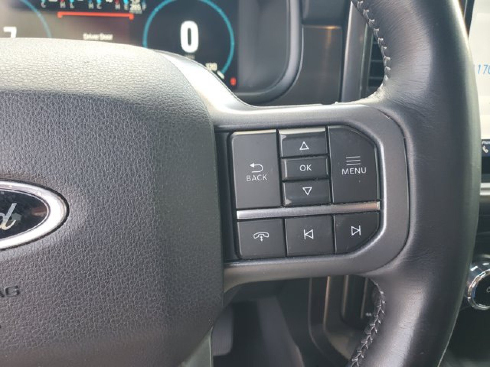 Certified 2023 Ford F150 Lariat w/ Equipment Group 502A High AWD/4WD image 18