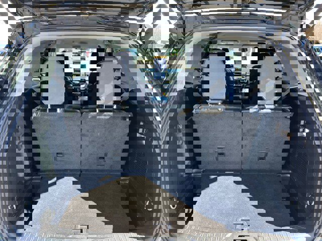 Certified 2023 Ford Explorer Limited w/ Equipment Group 301A image 27