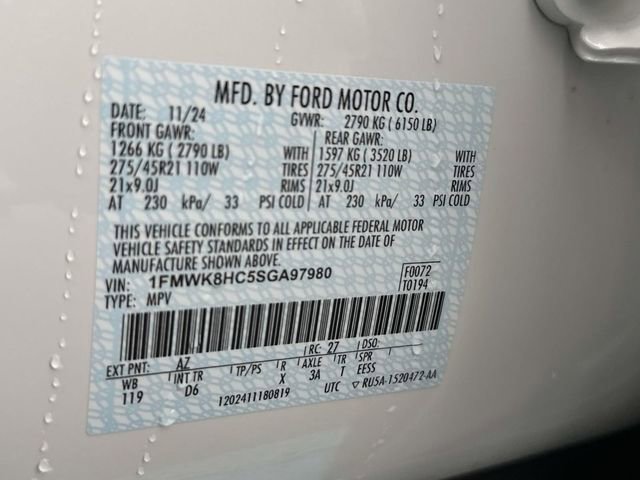 Certified 2025 Ford Explorer Platinum w/ Ultimate Package AWD/4WD image 31