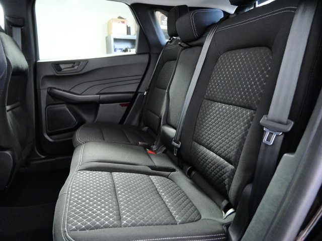 Certified 2023 Ford Escape Active w/ Cold Weather Package FWD image 15