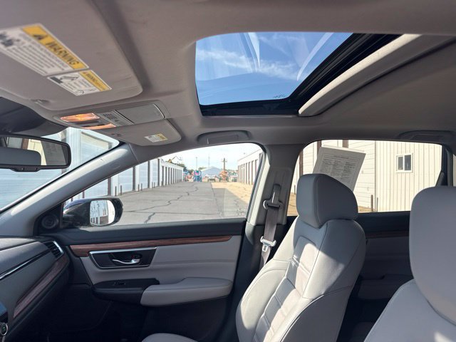 Used 2021 Honda CR-V Touring image 3