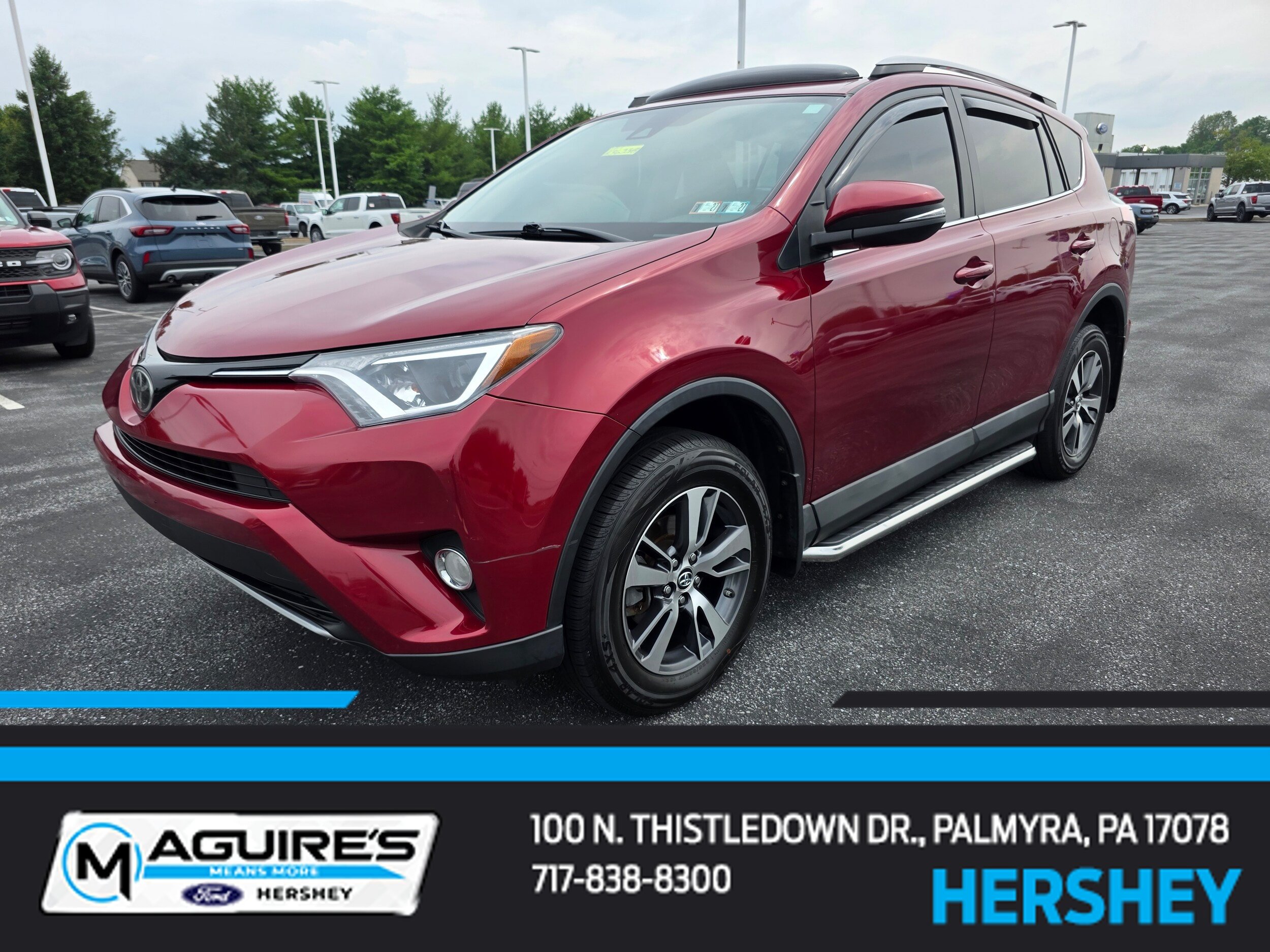 Used 2018 Toyota RAV4 XLE AWD/4WD image 1