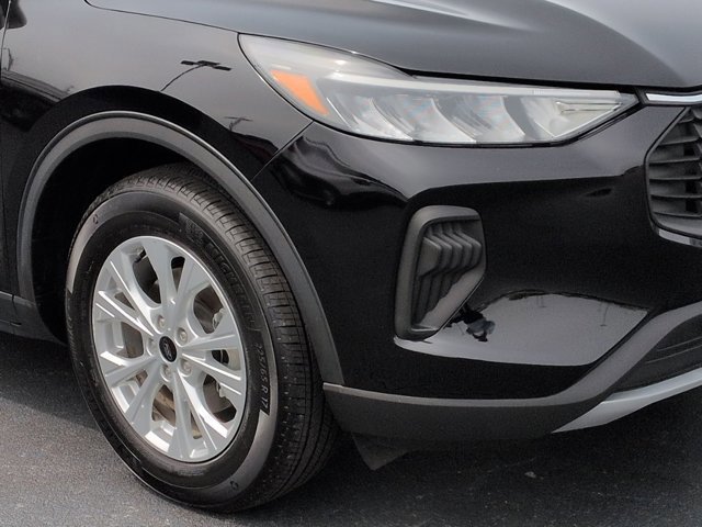 Certified 2024 Ford Escape Active w/ Tech Pack #1 FWD image 9