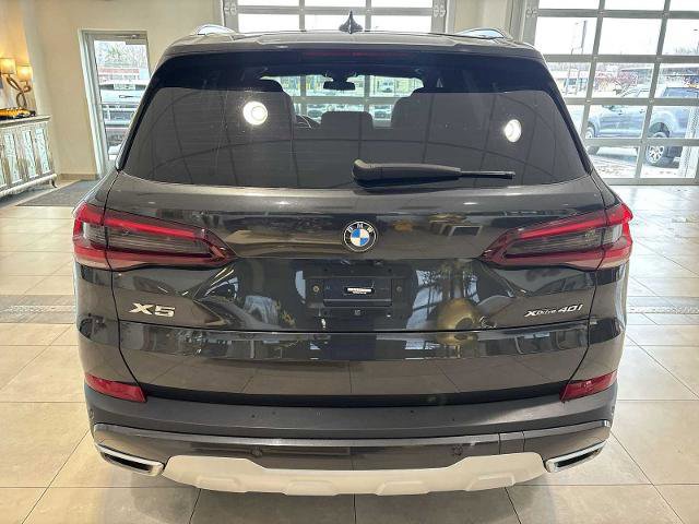 Used 2023 BMW X5 xDrive40i w/ Premium Essential Package image 4