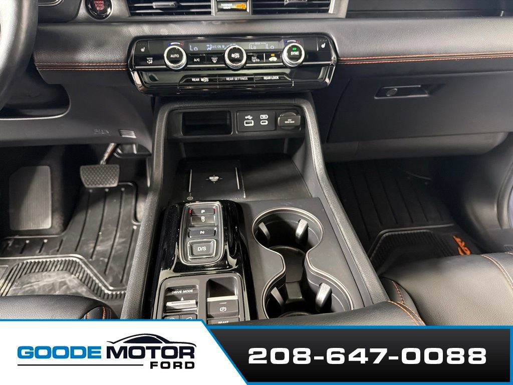 Used 2024 Honda Pilot TrailSport image 17