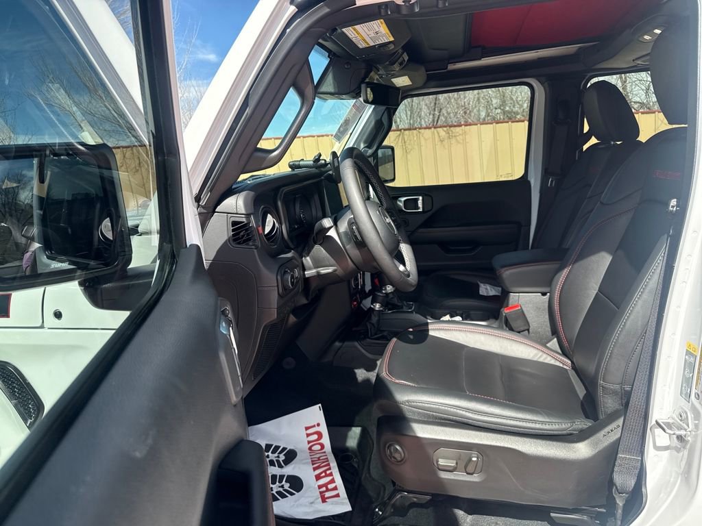 Used 2025 Jeep Wrangler Unlimited Rubicon image 14