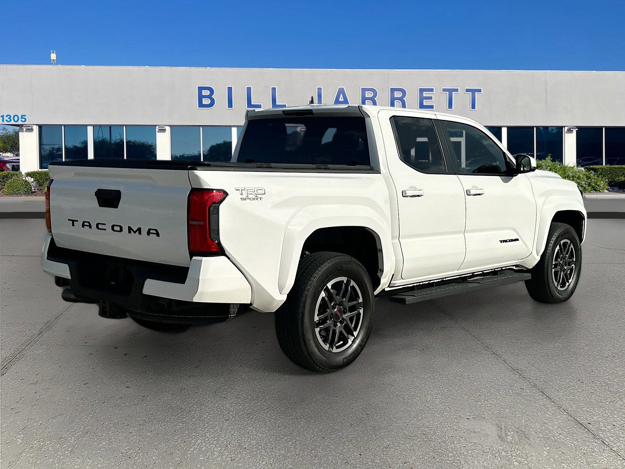 Used 2024 Toyota Tacoma TRD Sport image 5