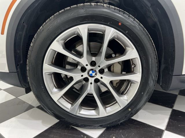 Used 2021 BMW X5 xDrive40i w/ Convenience Package AWD/4WD image 28